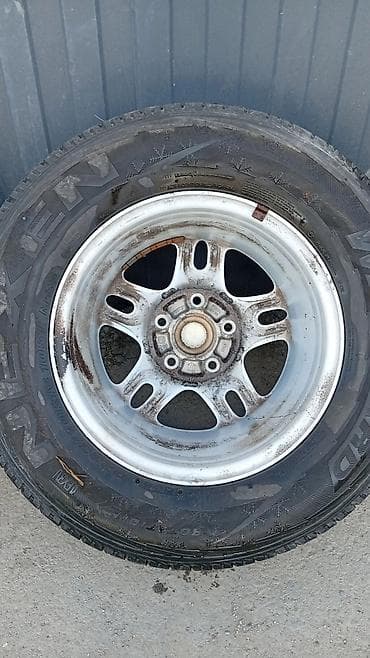 Колеса в сборе 235 / 70 / R 16, Зима, Комплект, Внедорожные (АТ/МТ), Литые, отверстий - 5