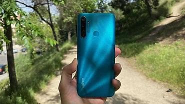 Realme 5i, Б/у, 64 ГБ, цвет - Голубой — 1