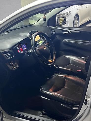 audi a1: Chevrolet Spark: 2017 г., 1 л, Автомат, Бензин, Хэтчбэк — 6