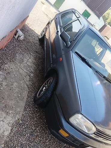 Volkswagen Golf: 1994 г. — 3