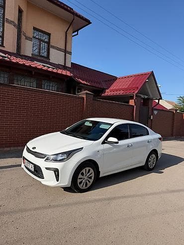 Kia Rio: 2019 г., 1.4 л, Механика, Бензин, Седан at lalafo.kg Kia Rio: 2019 г., 1.4 л, Механика, Бензин, Седан