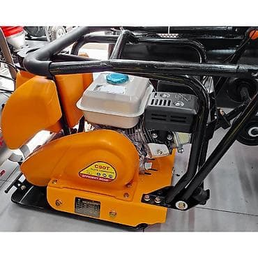 Виброплита бензиновая C90T для уплотнения грунта, песка, щебня и