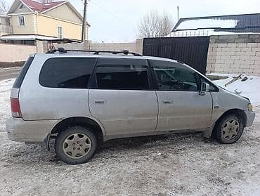 kia k 8: Honda Odyssey: 1996 г., Минивэн — 8