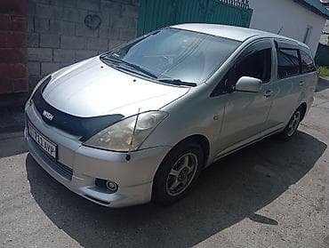 Toyota WISH: 2003 г., 2 л, Вариатор, Бензин, Универсал