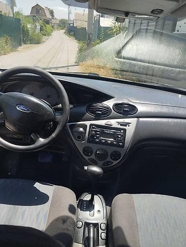 mazda 232: Ford Focus: 2001 г., Автомат, Бензин, Универсал — 4