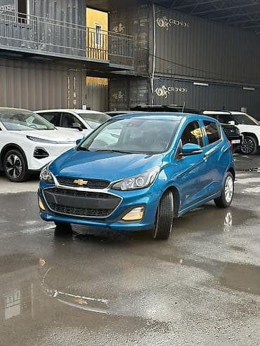 1: Chevrolet Spark: 2019 г., 1 л, Автомат, Бензин, Хэтчбэк — 4