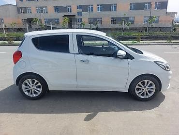 e34 540: Chevrolet Spark: 2020 г., 1 л, Автомат, Бензин, Хэтчбэк — 2