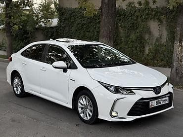 byd e7: Toyota Corolla: 2020 г., 1.8 л, Вариатор, Гибрид, Седан — 3