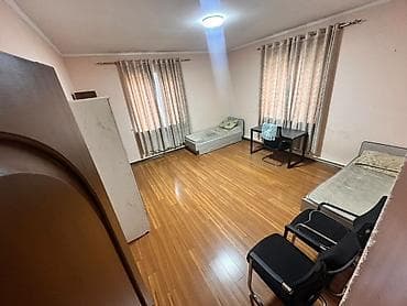 Дома: 70 м², 4 комнаты, ул. Баялинова / Орозбекова, Семейным — 4