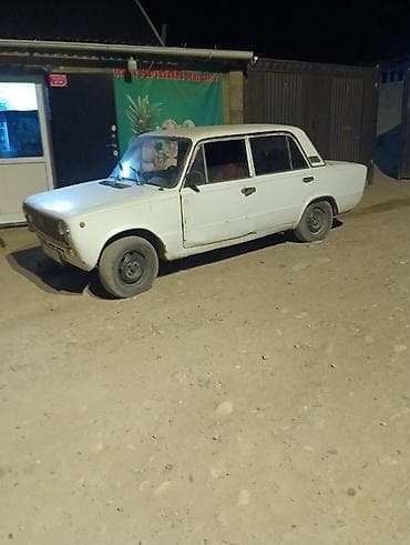 сиденье на ваз 2106: ВАЗ (ЛАДА) 2101: 1984 г., 1.6 л, Механика, Бензин, Седан — 1