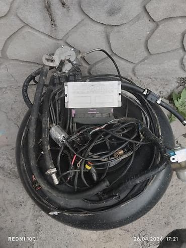 Транспорт: Газовое оборудование для авто всё в комплекте в хорошем состоянии — 4