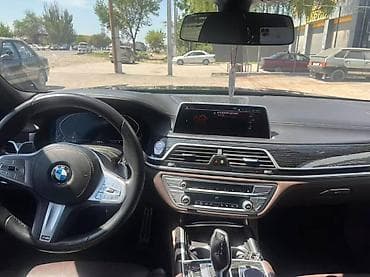 byd e7: BMW 7 series: 2021 г., Автомат, Седан — 4