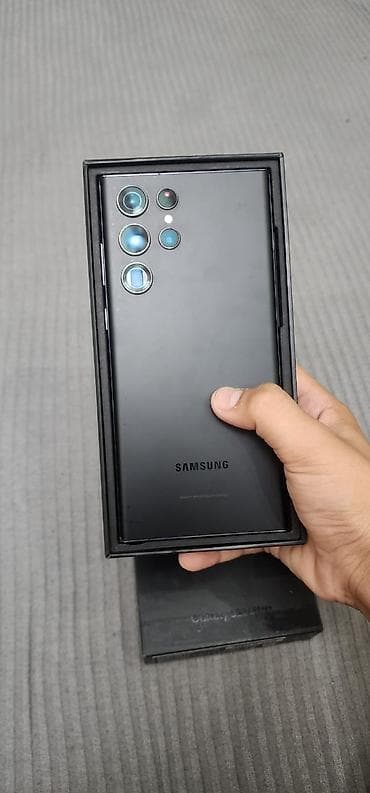 Техника и электроника: Samsung Galaxy S22 Ultra, Б/у, 256 ГБ, цвет - Черный, 1 SIM — 1