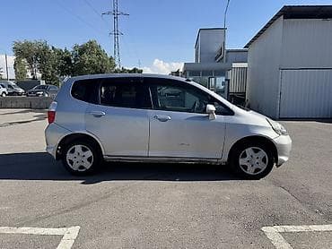тико 2: Honda Fit: 2002 г., 1.5 л, Вариатор, Бензин, Хетчбек — 3