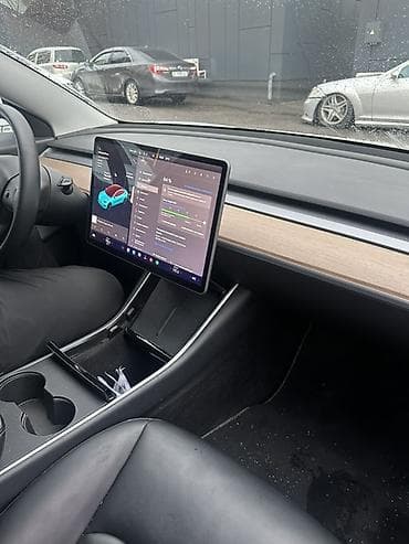 климат контроль на фит: Tesla Model 3: 2020 г., Электромобиль, Седан — 4