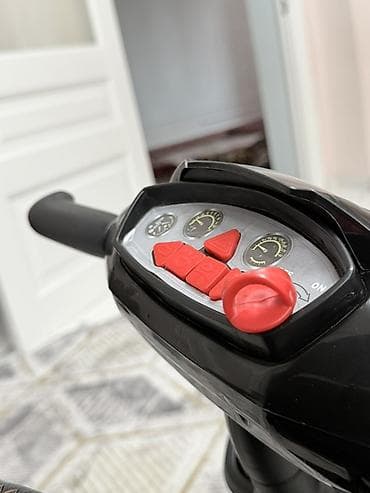 ходунки вожжи: Детский трёхколёсный велосипед-коляска Skillmax - Универсальная — 5