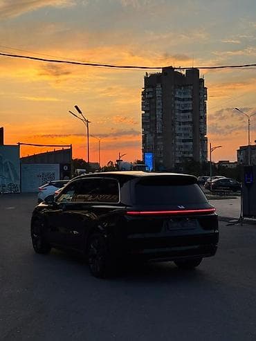 Продажа авто: Lixiang L9: 2023 г., 1.5 л, Гибрид, Кроссовер — 7