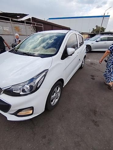 mazda cronos: Chevrolet Spark: 2018 г., 0.1 л, Автомат, Бензин, Хэтчбэк — 5