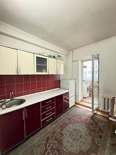 Квартиры: 4 комнаты, 112 м², Индивидуалка, 4 этаж, Старый ремонт — 1
