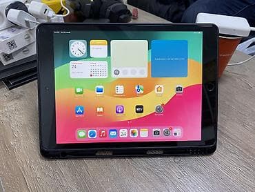 айпад аир 2: Планшет, Apple, память 64 ГБ, 10" - 11", Wi-Fi, Б/у, Детский цвет - Черный — 2