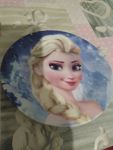 детская силиконовая посуда: Маша комплекте чашка и тарелочку за 500 а Эльза тарелочку 350, часы — 3