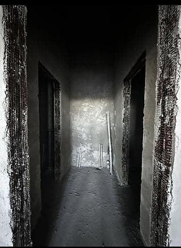 сдаю помещение тыныстанова: Торговое место, В жилом доме, 312 м² Не действующий, Без оборудования, Без ремонта, Вода, Отопление, Электричество, 1 линия — 5