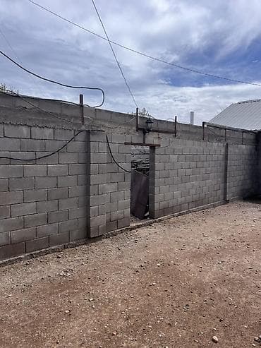 дом с бассейном: Обменяю дом на Иссык-куле- на квартиру в Бишкеке. Дом в отличном — 5