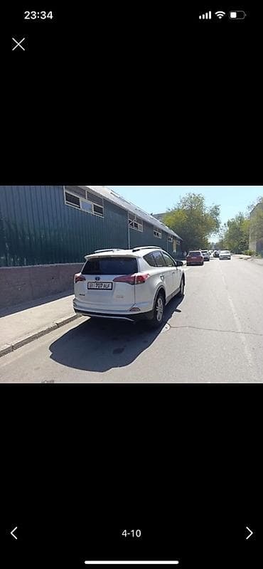 Toyota RAV4: 2017 г., 2.5 л, Автомат, Гибрид, Кроссовер — 9