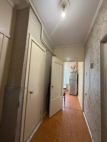 Продажа квартир: 1 комната, 35 м², 106 серия, 1 этаж — 3