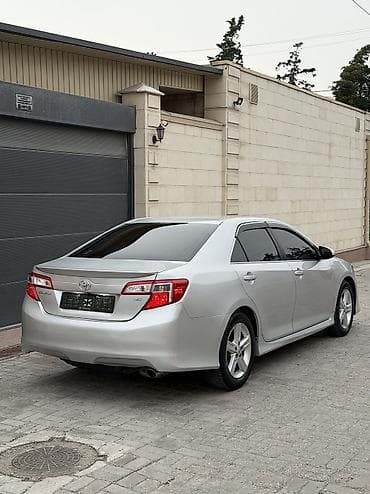 меняю на камри: Toyota Camry: 2013 г., 2.5 л, Автомат, Бензин, Седан — 4