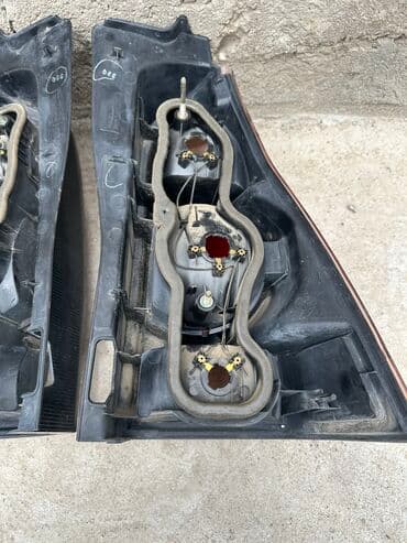 домкрат бмв: Комплект стоп-сигналов Toyota 2003 г., Б/у, Оригинал, Япония — 12