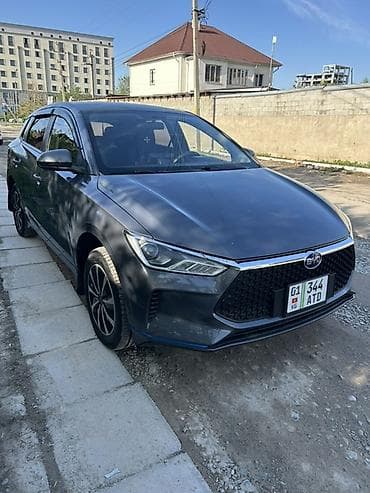 mini ev: BYD Song Plus: 2021 г., Кроссовер — 3