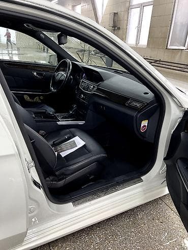 mers e124: Mercedes-Benz E-Class: 2011 г., 1.8 л, Автомат, Бензин, Седан — 3