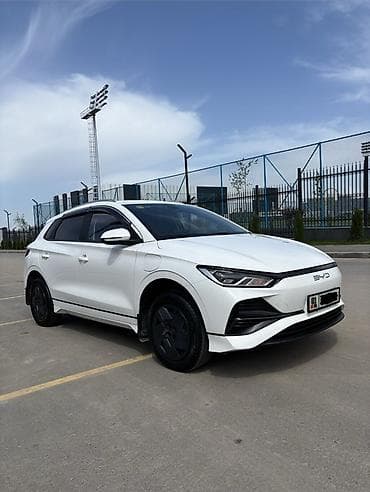 машина byd e2: BYD E2: 2025 г., 0.1 л, Автомат, Электромобиль, Кроссовер — 4
