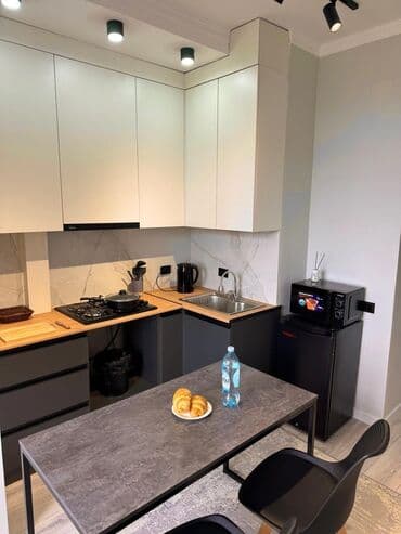 элитная квартира посуточно: 1 комната, Постельное белье, Парковка, Круглосуточное заселение — 4