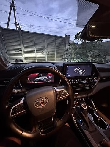 hongqi ehs9: Toyota Highlander: 2023 г., 2.5 л, Автомат, Гибрид, Кроссовер — 9