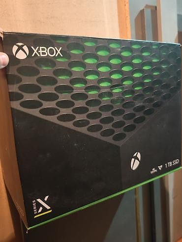 Xbox One: Продаю или меняю на ps5. Xbox series x в отличном состоянии подписка — 1