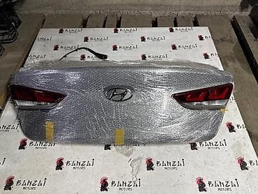 range over: Крышка багажника Hyundai, 2018 г., Б/у, Оригинал — 1