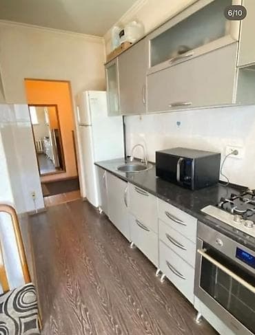 106: 3 комнаты, 81 м², Улан мкр 106 серия, 4 этаж — 4