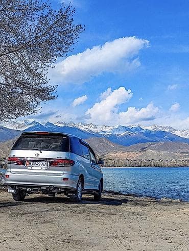 Toyota Estima: 2000 г., 3 л