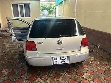 v klass: Volkswagen Golf: 1999 г., 2 л, Автомат, Бензин, Хэтчбэк — 8