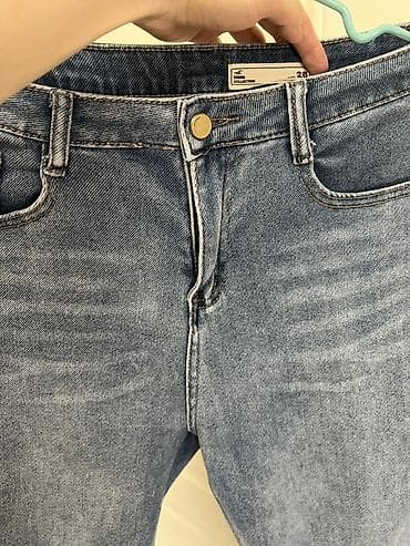 Жеке буюмдар: Джинсы Holister Denim Collection - Модель: классические слим - — 2