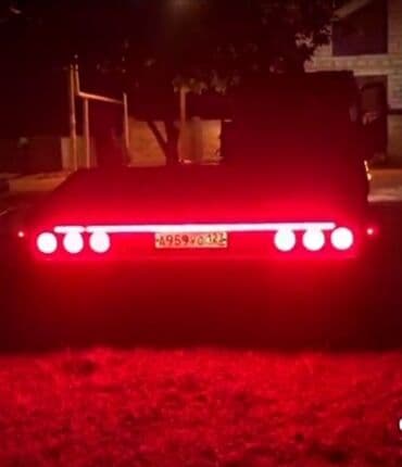 световое оборудование: Диодовая лента на задние стоп-сигнал и датчики электронный 12v 24v — 1