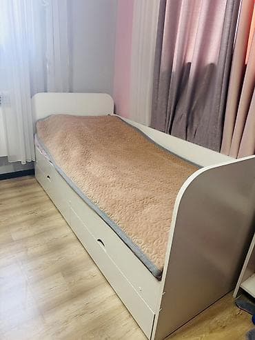 надувной кровать: Односпальная кровать, Б/у, С ящиком для хранения, длина - 185 см — 2