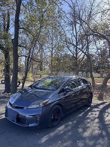 марк 3: Toyota Prius: 2012 г., 1.8 л, Вариатор, Гибрид, Лифтбек — 3