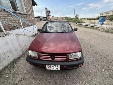 outback 2019: Volkswagen Vento: 1992 г., 1.8 л, Механика, Бензин, Седан — 4