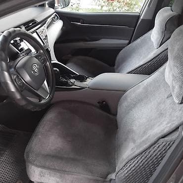 Транспорт: Toyota Camry: 2017 г., Бензин — 2