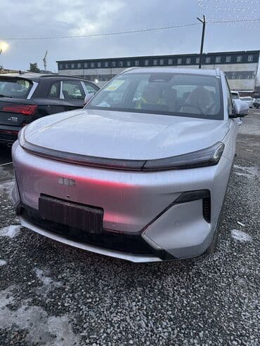 Geely Emgrand 7: 2024 г., 1.5 л, Автомат, Гибрид, Кроссовер