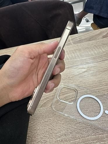 ipone 4: IPhone 16 Pro, Чехол — 4