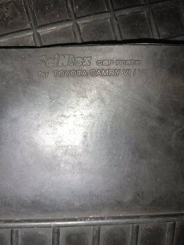 коврики спринтер: Родные Резиновые Полики Для салона Toyota, цвет - Черный, Б/у, Самовывоз — 2